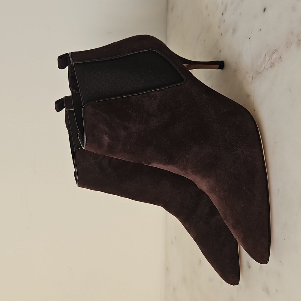 MANOLO BLAHNIK: Luxe Chocolate  Brown Suede Ankle Boots